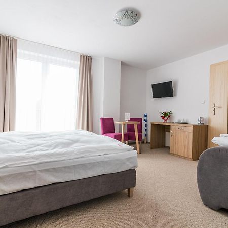 Magnolia Pokoje I Apartamenty Дебки Екстериор снимка