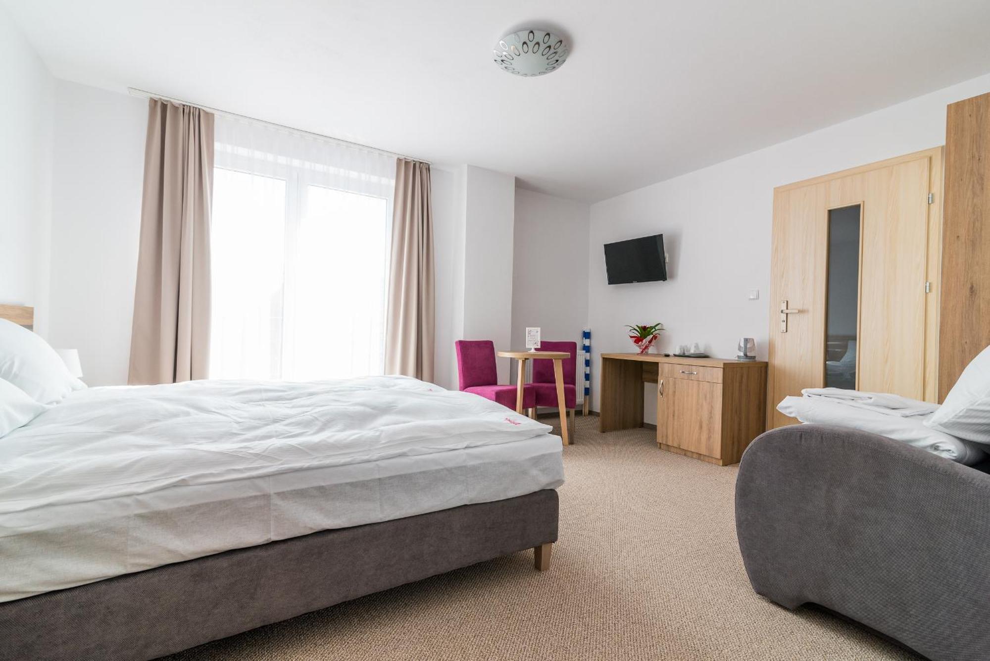 Magnolia Pokoje I Apartamenty Дебки Екстериор снимка