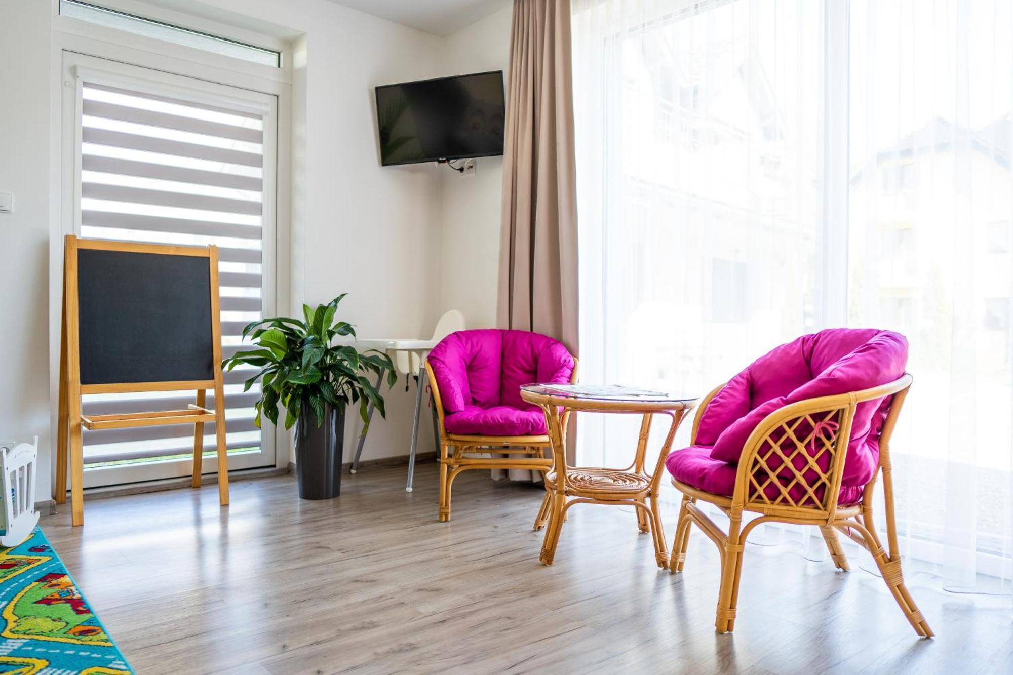 Magnolia Pokoje I Apartamenty Дебки Екстериор снимка