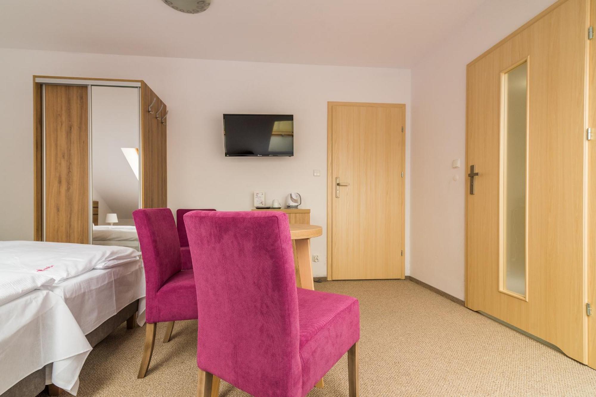 Magnolia Pokoje I Apartamenty Дебки Екстериор снимка