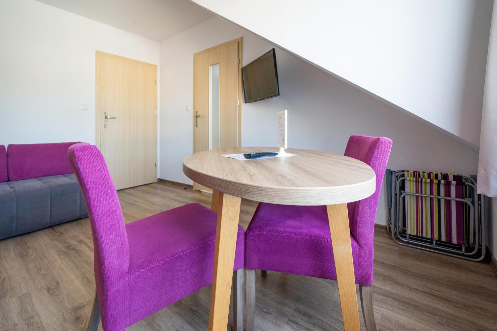Magnolia Pokoje I Apartamenty Дебки Екстериор снимка